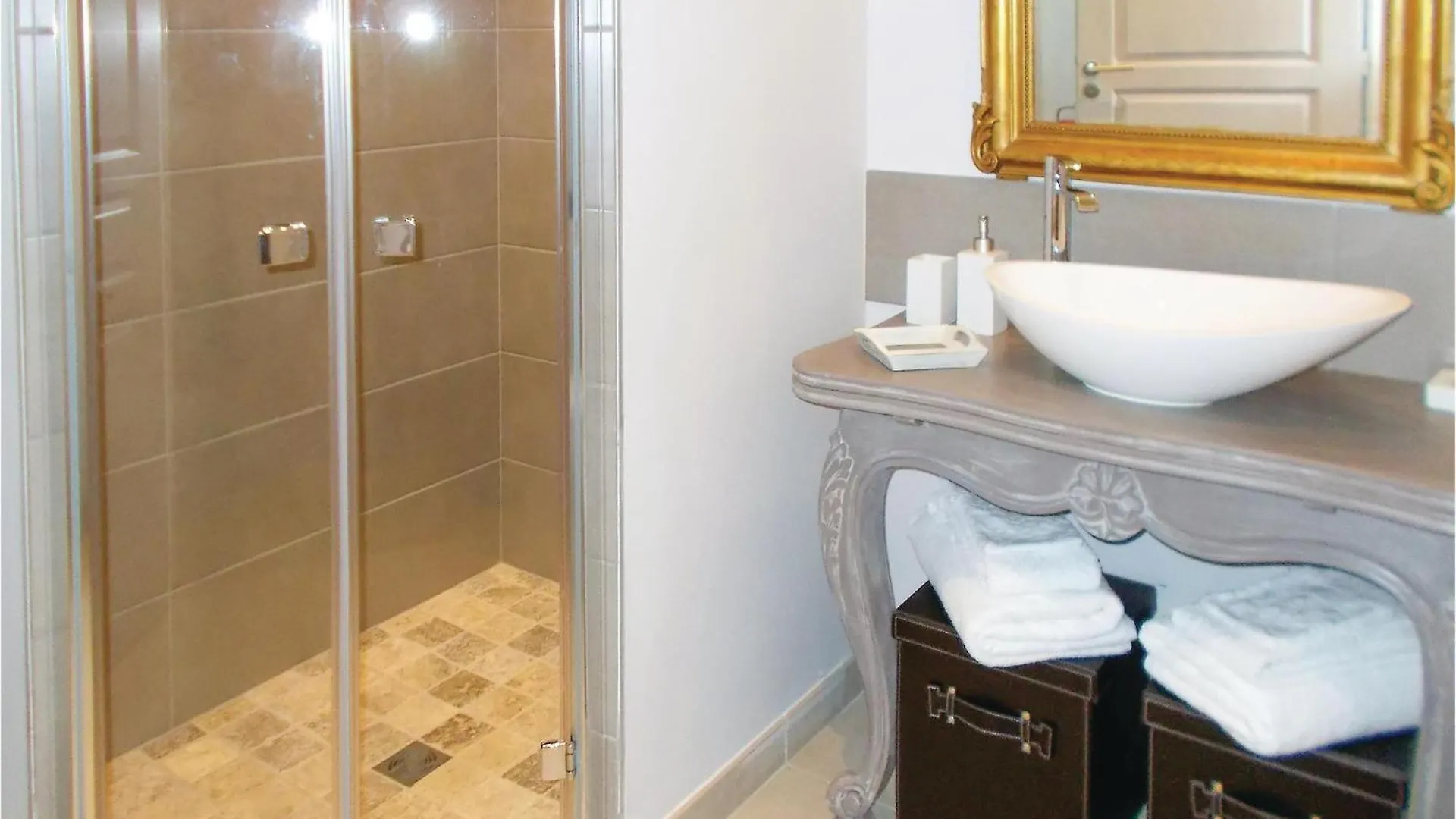 Stunning Home In St Romain En Viennois Saint-Romain-en-Viennois Holiday home